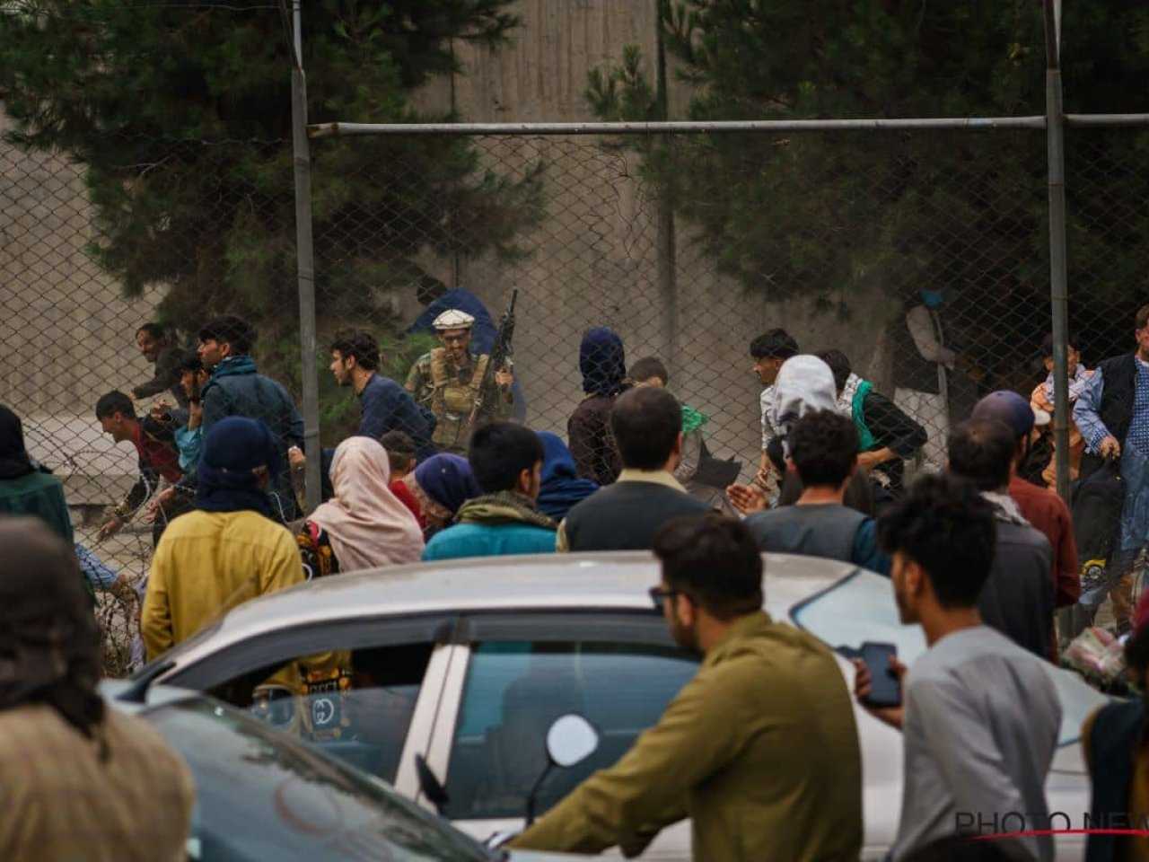 Aanslag aan luchthaven in Kabul: Meerdere dodelijke ...