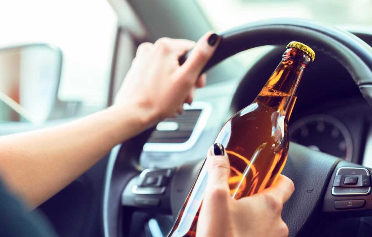 Dronken bestuurster - alcohol achter stuur
