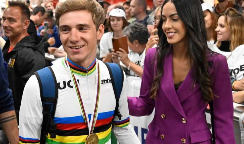 Na euforie over zege van Remco Evenepoel: Oumi Rayane heeft triest nieuws