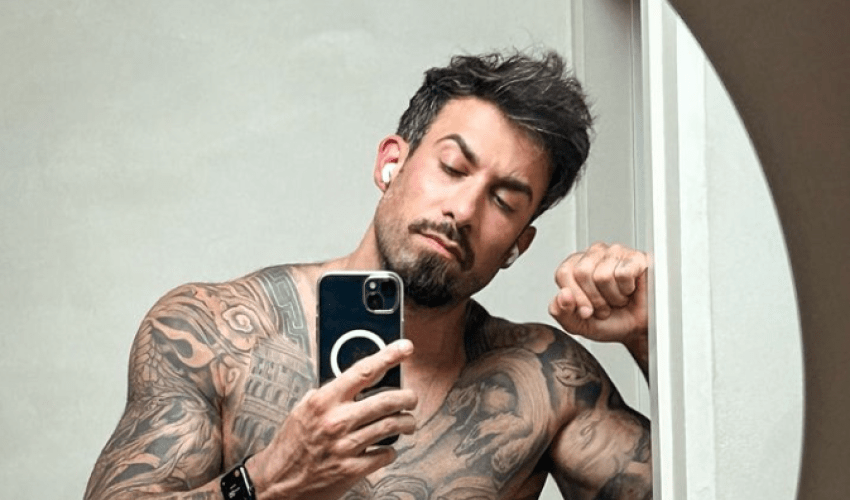 Fabrizio Tzinaridis gaat voor tattoo op wel erg intieme zone